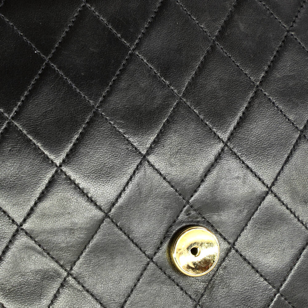 Chanel Vintage Clutch With Chain #241274C31B - Picture 8 of 9